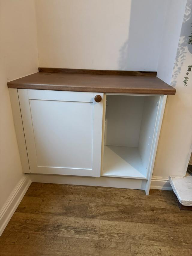 Alcove cabinet with an oak worktop